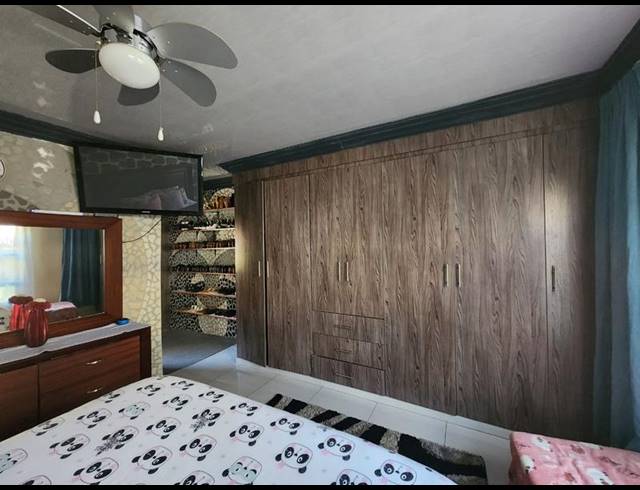 3 BEDROOM HOUSE FOR SALE IN THE ORCHARDS